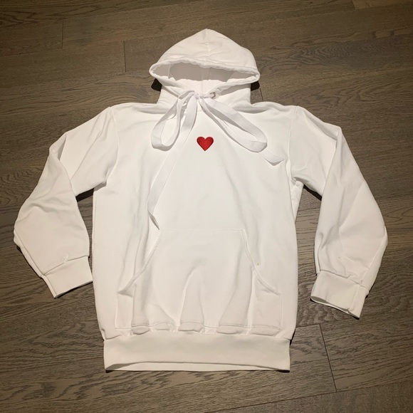 ❤️ ASOS white hoodie with red heart ❤️ NWOT!!! - Picture 2 of 5